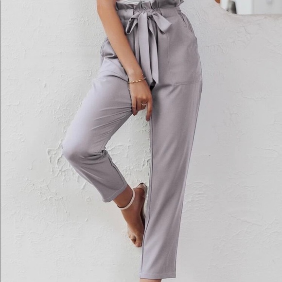 🆕High waisted ruffle gray tie belt waist pants - Picture 2 of 5